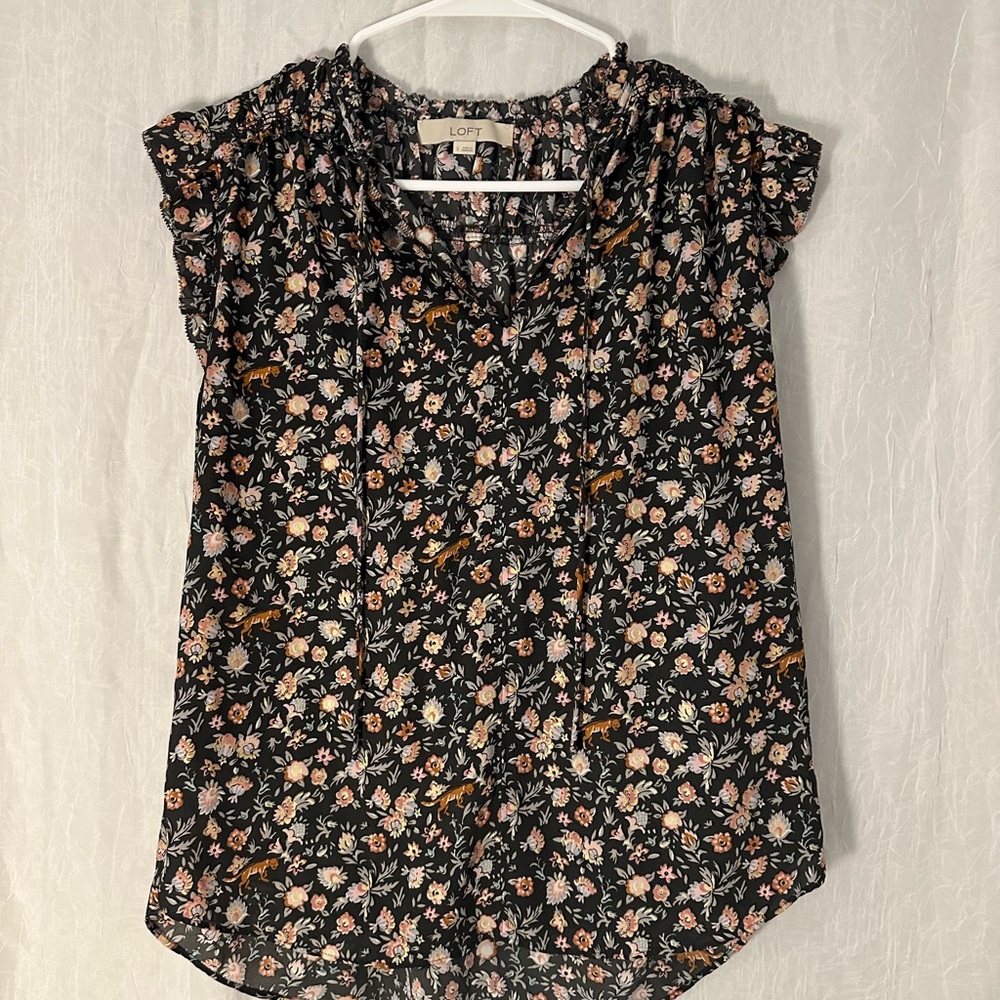LOFT Floral Ruffled Blouse